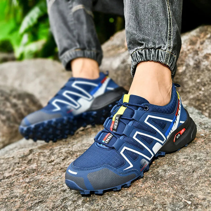 Plus size men's casual running shoes in synthetic leather with mesh lining and rubber sole