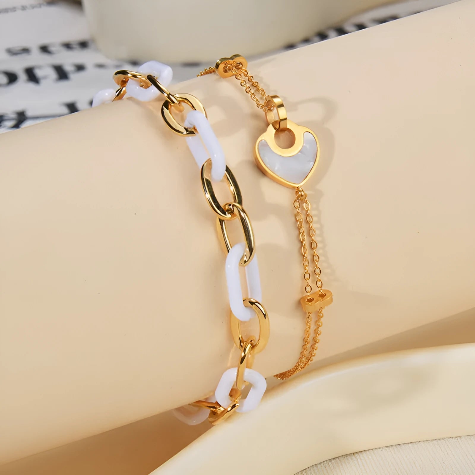 Stainless steel resin bracelet with double-layer loving heart design for women