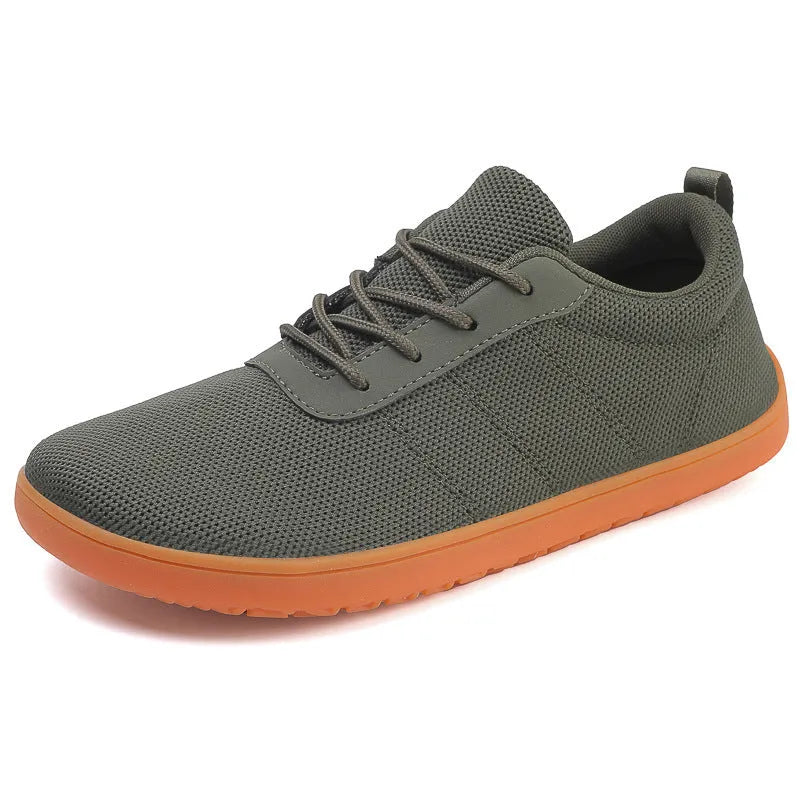 Men's casual walking shoes with Flyknit upper and rubber sole in multiple colour options