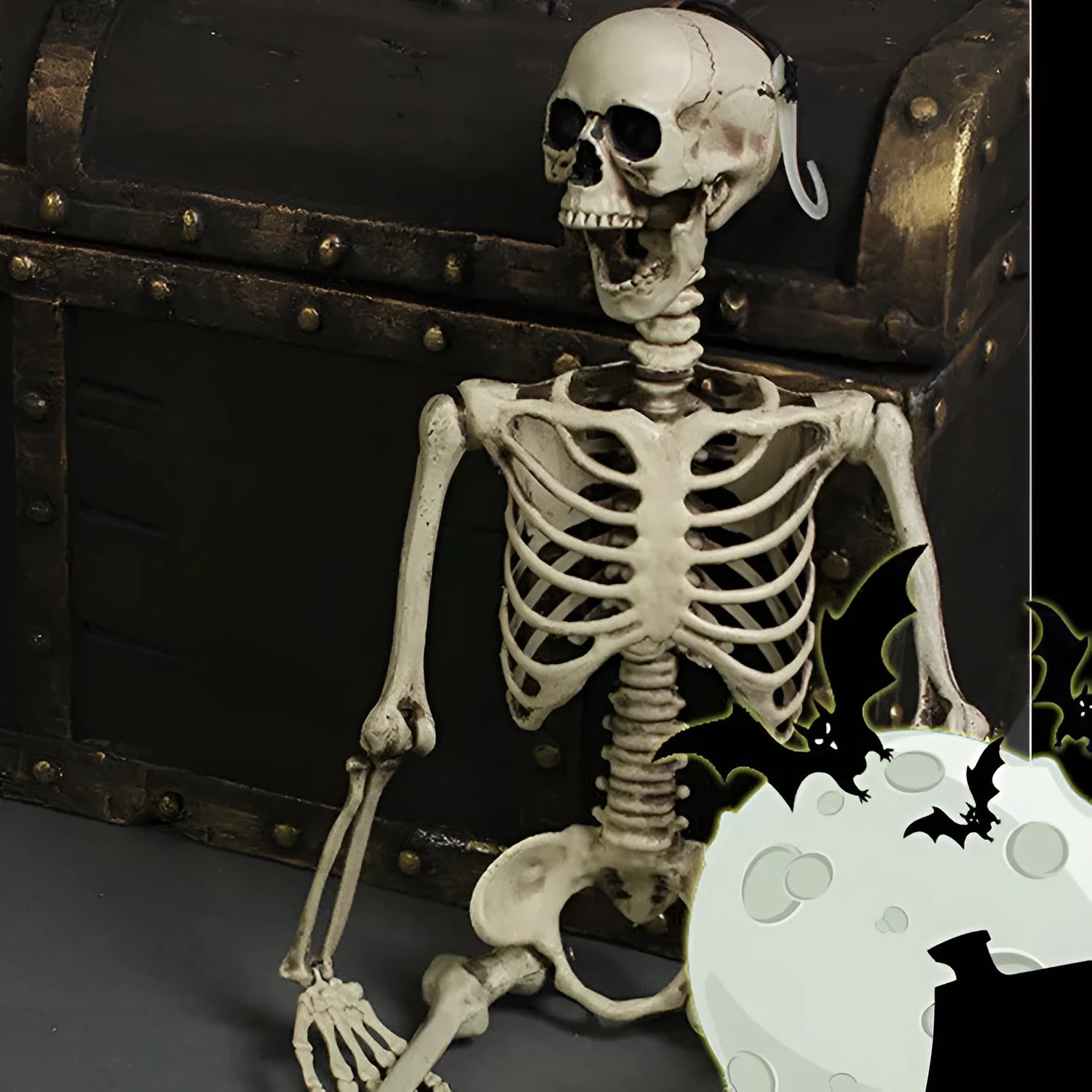 170cm tall white plastic human skeleton prop with articulated joints for posing