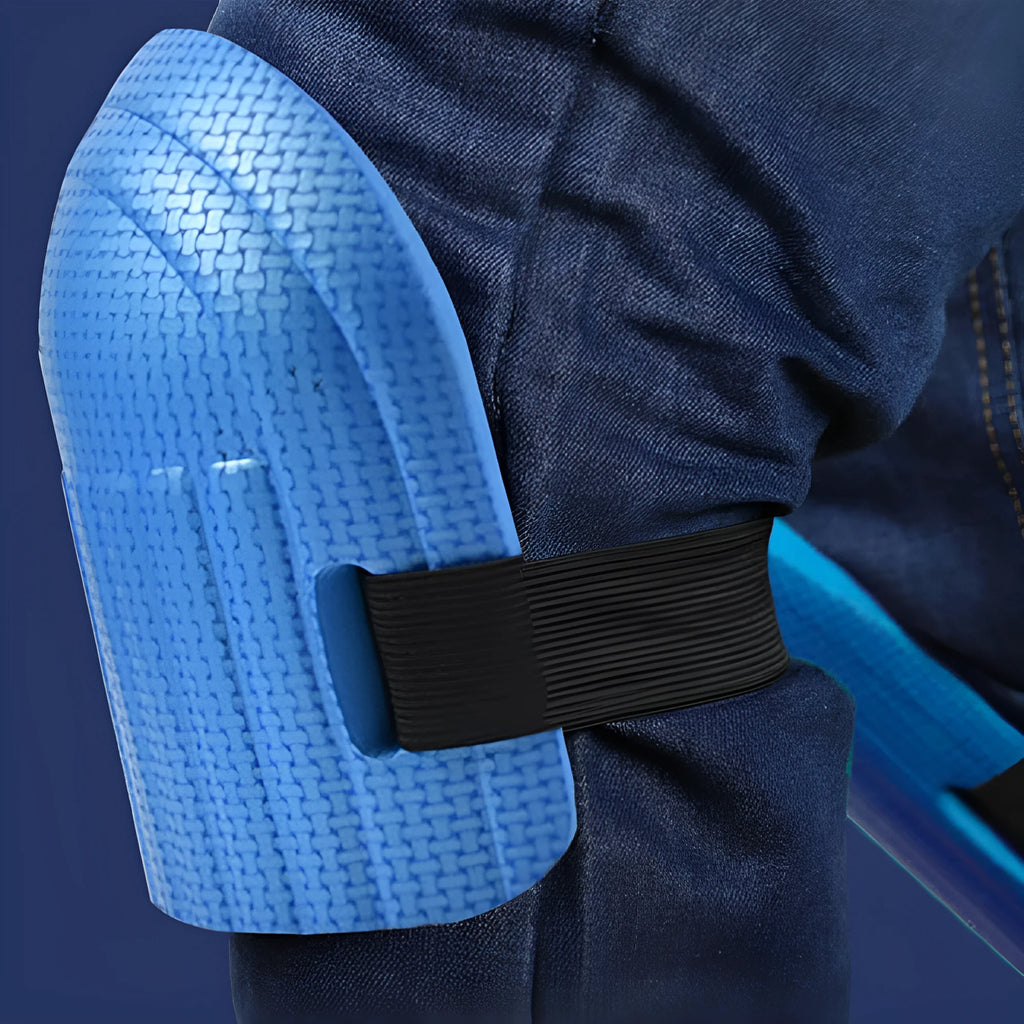 Pair of 11mm thick EVA foam kneepads for construction and flooring work in blue.