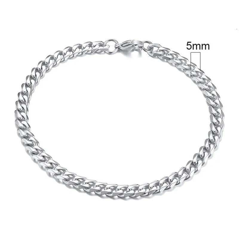 Six-sided geometric Cuban link metal bracelet in gold colour, shown in various widths.