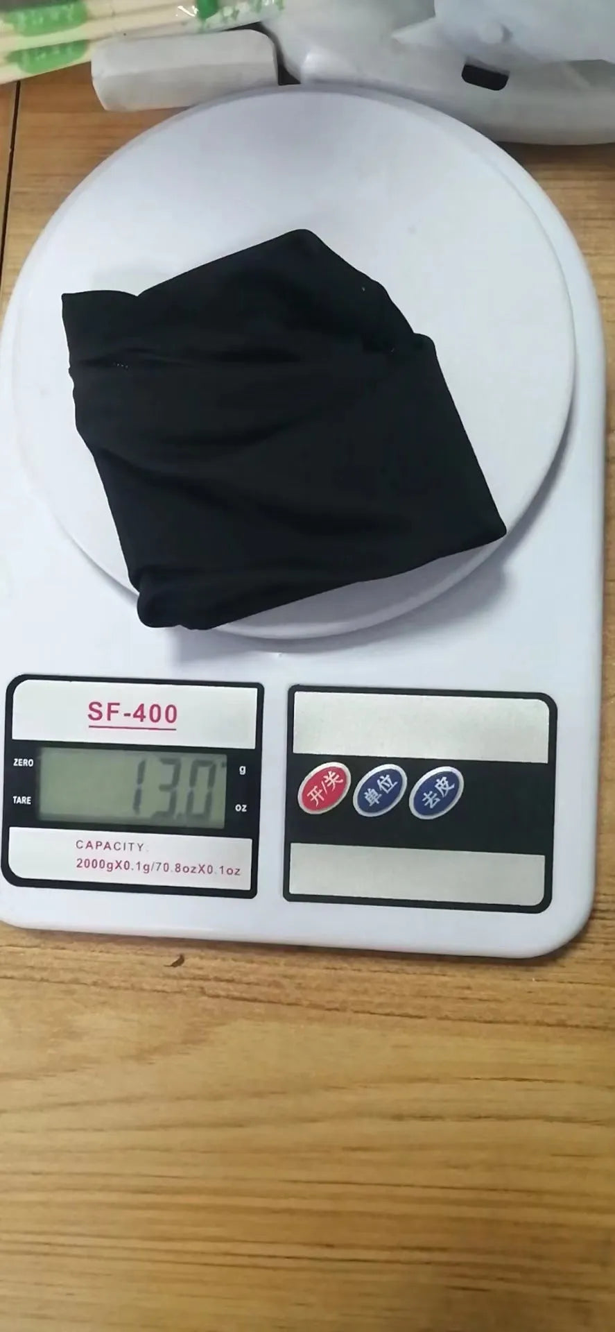 Waterproof wrist bag armband sleeve with OPP packaging measuring 10 by 10.5 centimetres