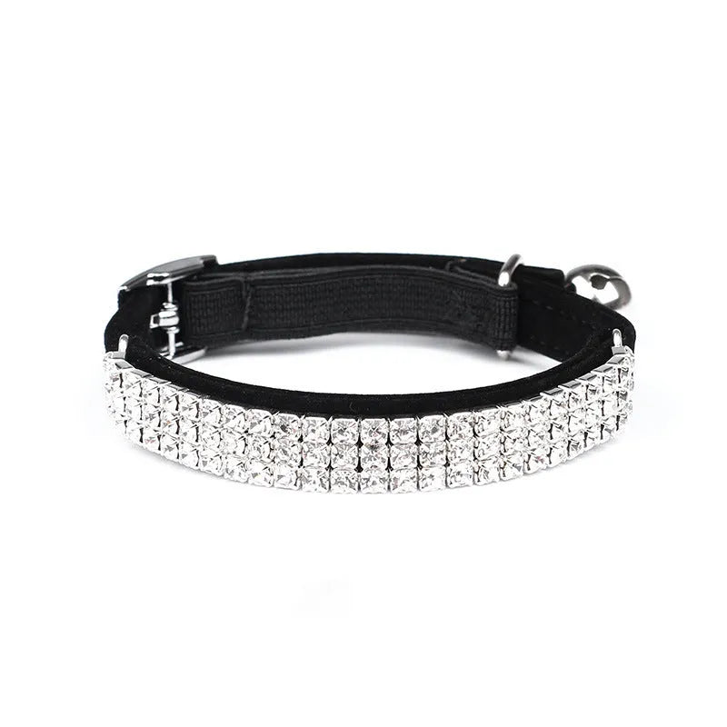 Velvet suede cat collar with rhinestones, adjustable from 20 to 30 cm, in red, blue, purple, black, or pink