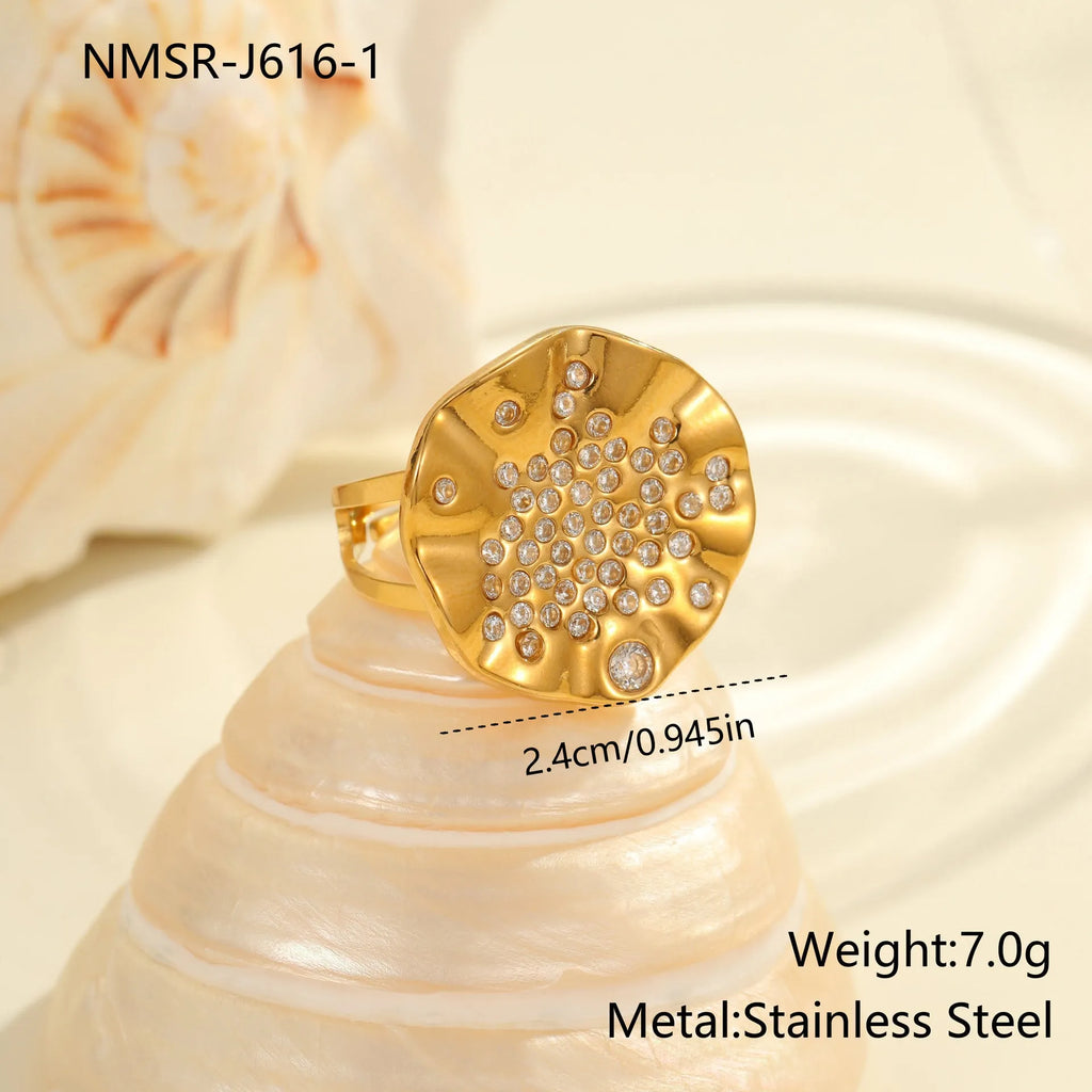 Pleated inlaid colour diamond titanium steel ring with geometry design and open mouth adjustable fit