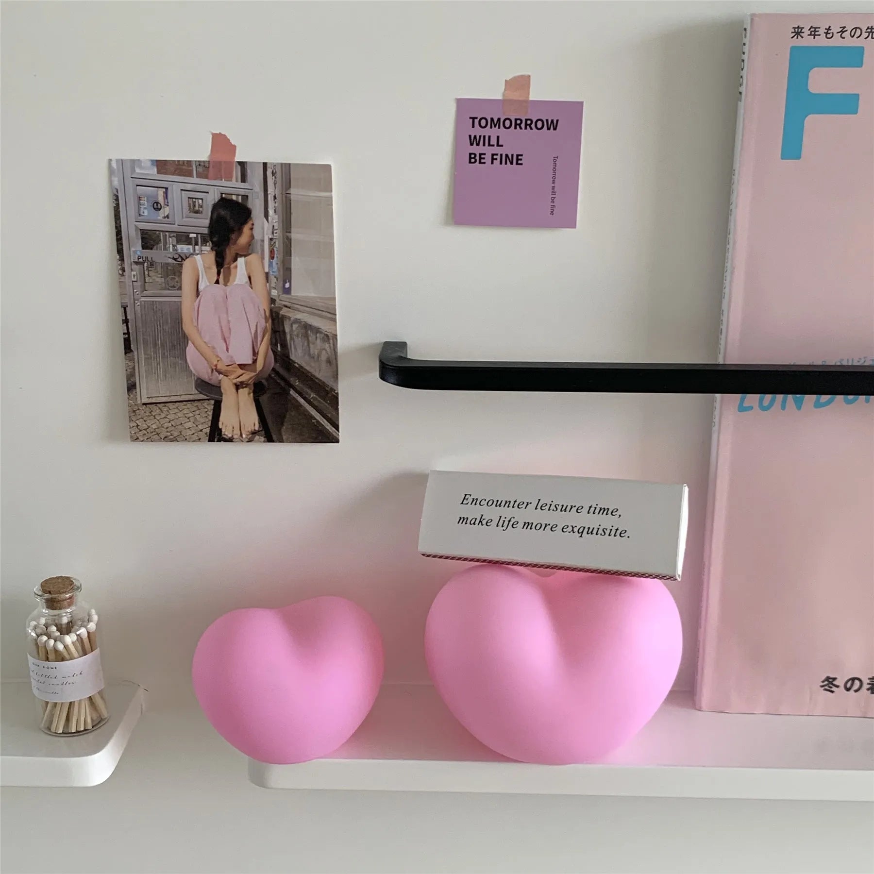 White and pink vinyl atmosphere lamps showing small and large size options for decorative lighting