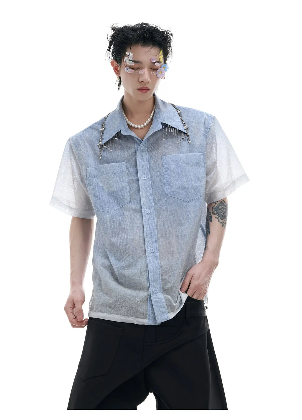 Men's loose fit blue and white gradient quilted short sleeve casual shirt