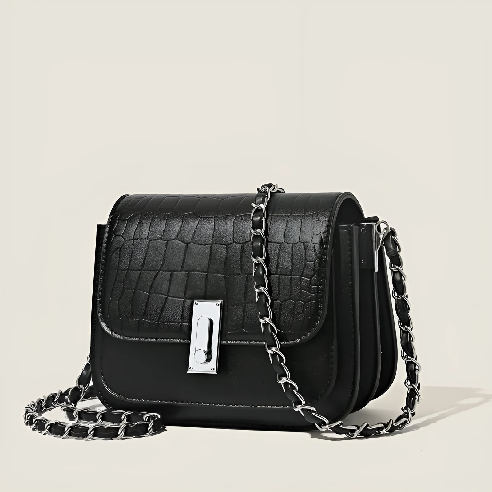 Women's fashion chain shoulder bag in soft PU with crossbody strap and sandwich pockets