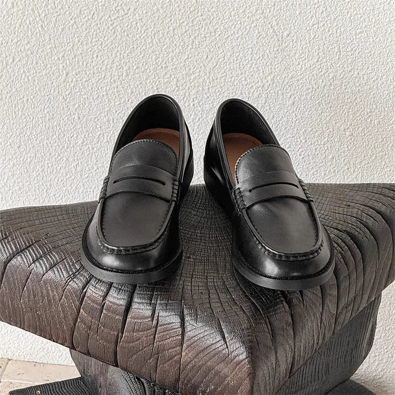 Men's slip-on casual shoes in retro style with PU microfiber upper and rubber sole