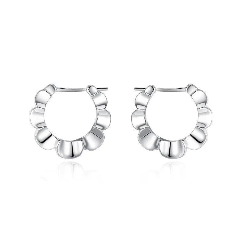 Sterling silver geometric round stud earrings with retro simple elegant design