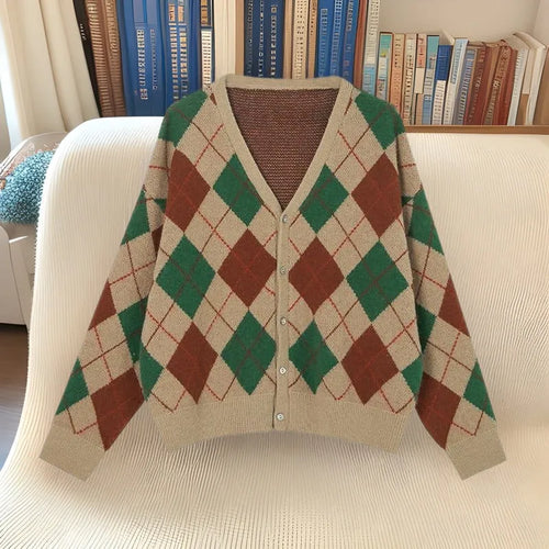 Casual acrylic knitted cardigan in multiple macaron colours with regular sleeves