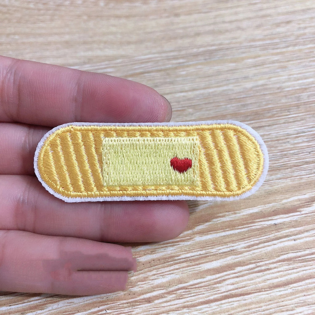 A pack of 10 embroidered cloth patches featuring a detailed computer design motif.
