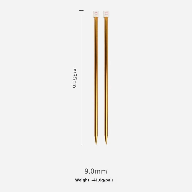 Set of lengthened crochet hooks with protective caps in sizes from 2.0mm to 10.0mm.