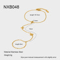 Gold stainless steel women's bracelet with geometric shape, flower and eight-pointed star details.