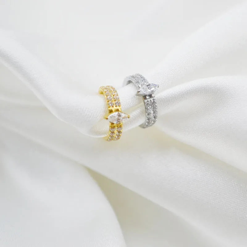 316 titanium steel heart shape earrings with full diamond appearance in silver and gold colours