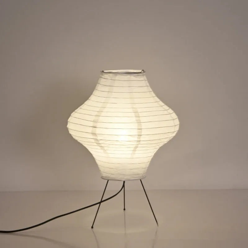 Japanese style decorative table lamp with xuan paper shade and tricolour light source