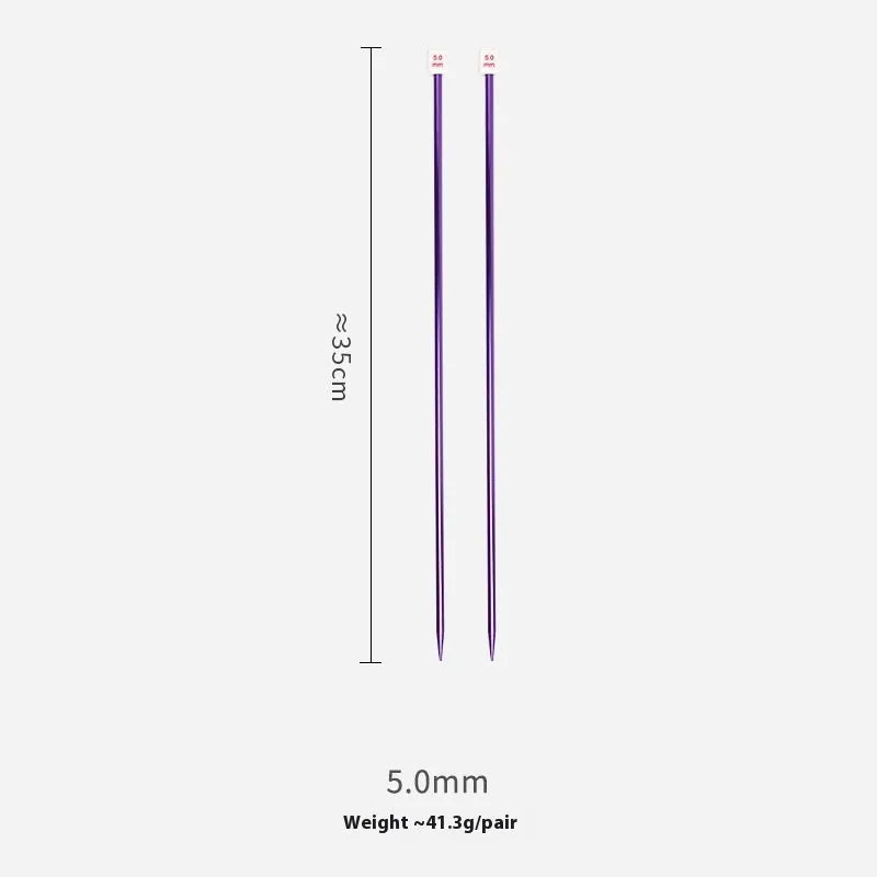 Set of lengthened crochet hooks with protective caps in sizes from 2.0mm to 10.0mm.